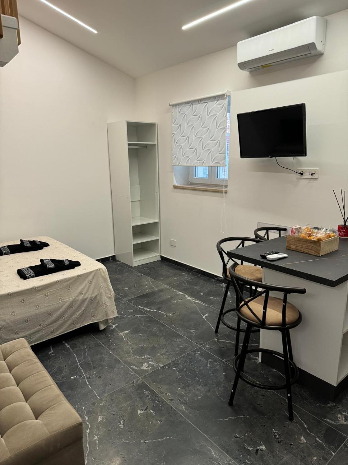 Suite Aurora 克罗托内 外观 照片